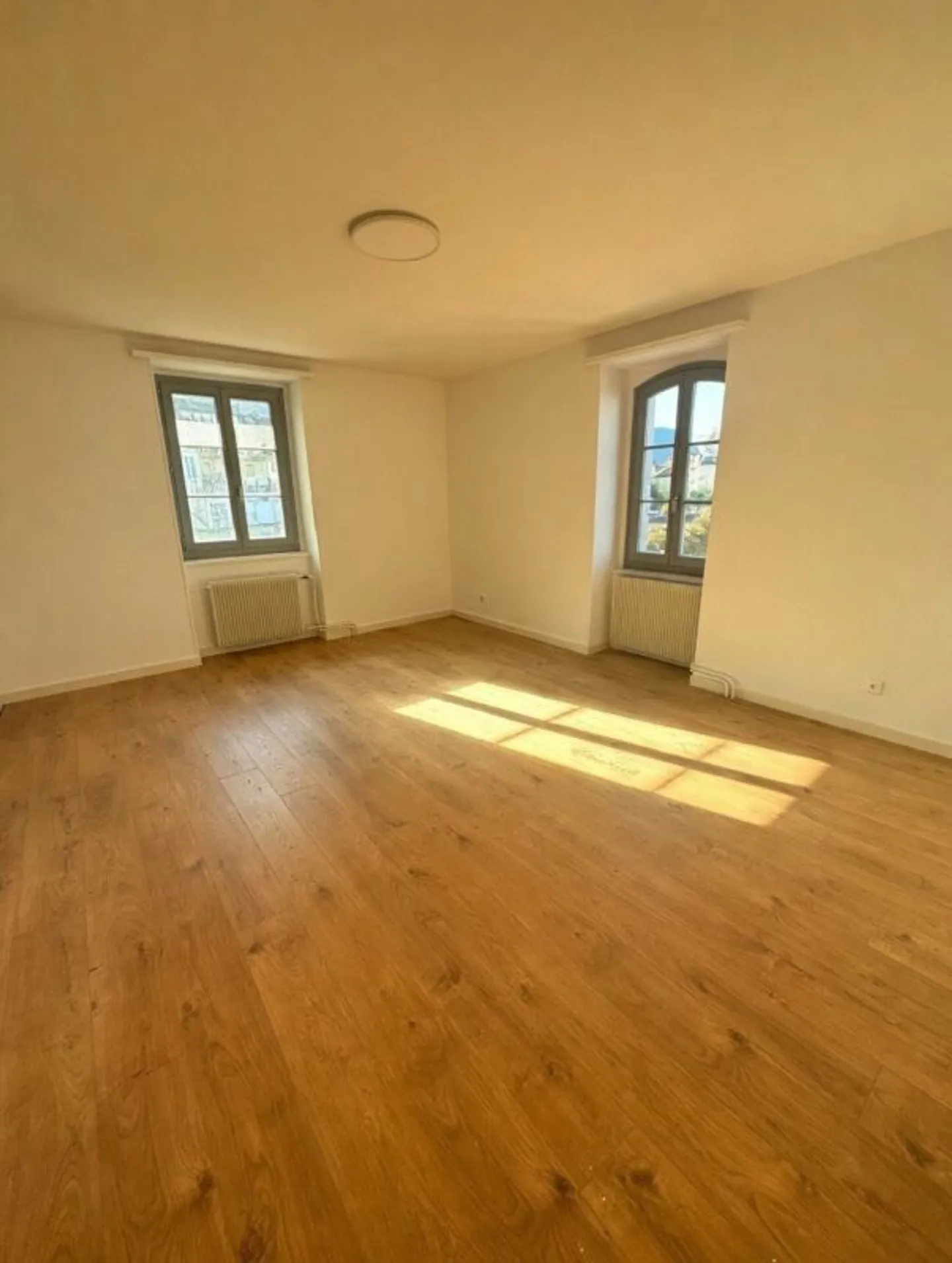 Mehrere renovierte Wohnungen zu vermieten - Foto 11 von 13
