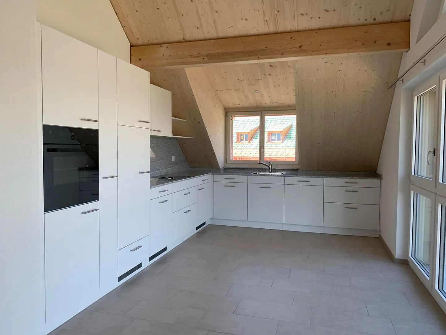 Appartamento moderno con vista - Foto 2 di 11