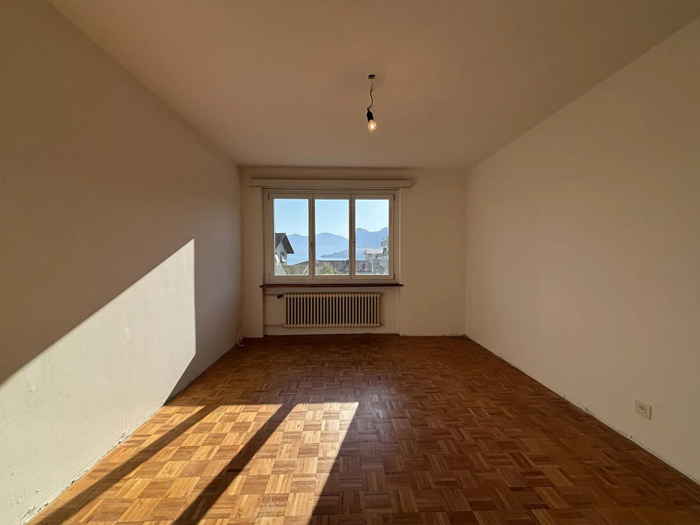 Geräumige Wohnung mit Seesicht - Foto 9 von 12