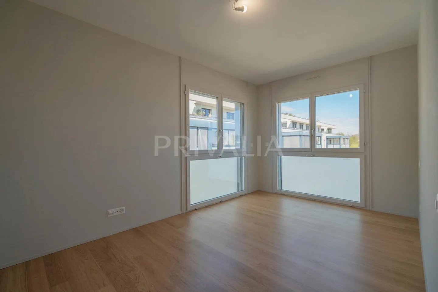 Magnificent apartment in a secure residence - Photo 2 of 6