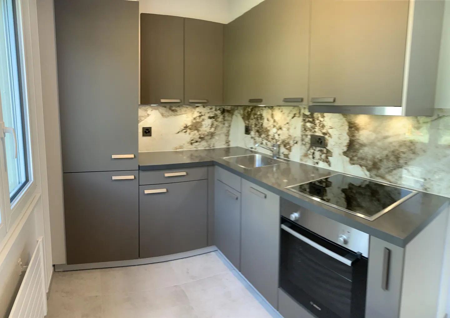Charming 3-Room Apartment - Photo 1 of 8