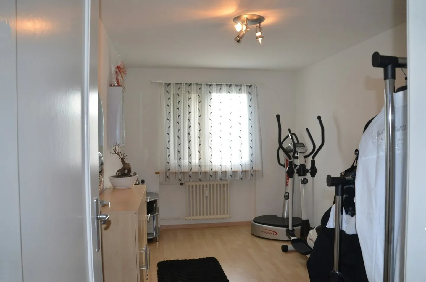 Vivere in centro con tutte le necessità quotidiane - Foto 2 di 4