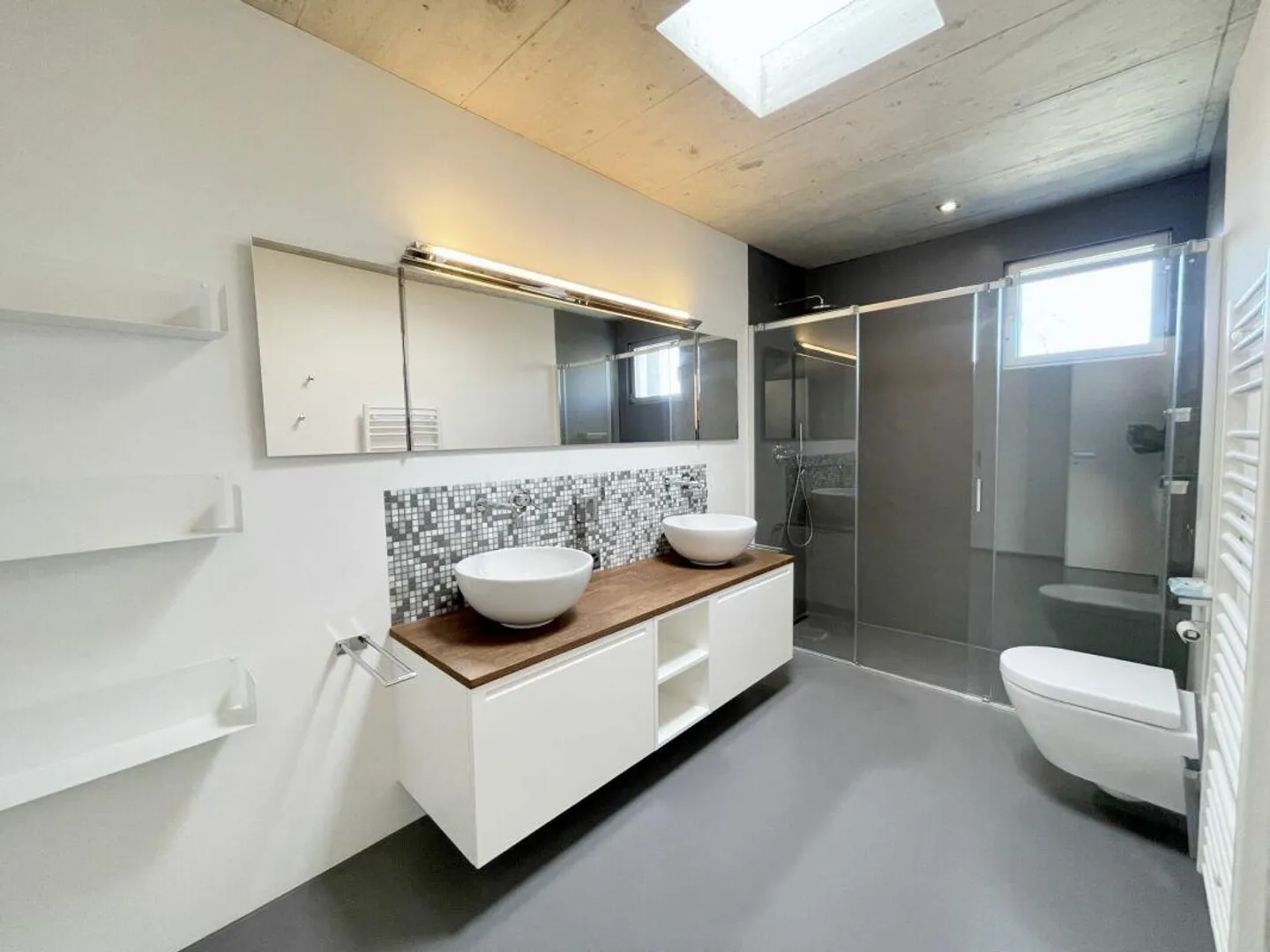 «Stabio Design-Villa mit Pool und Blick auf die Weinberge» - Foto 11 von 11