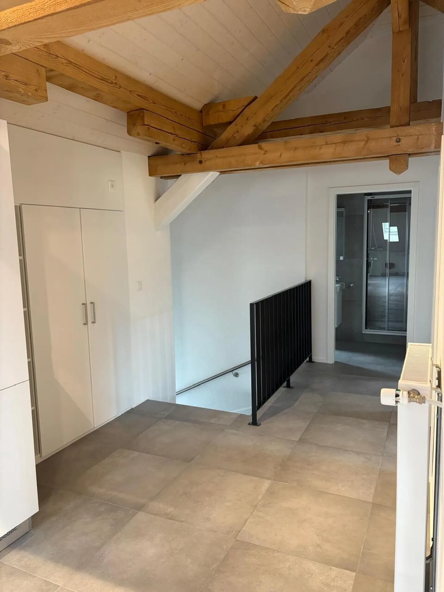 «Bulle - Wunderschönes Loft von 85 m2 im 3. Stock zu vermieten» - Photo 4 sur 10