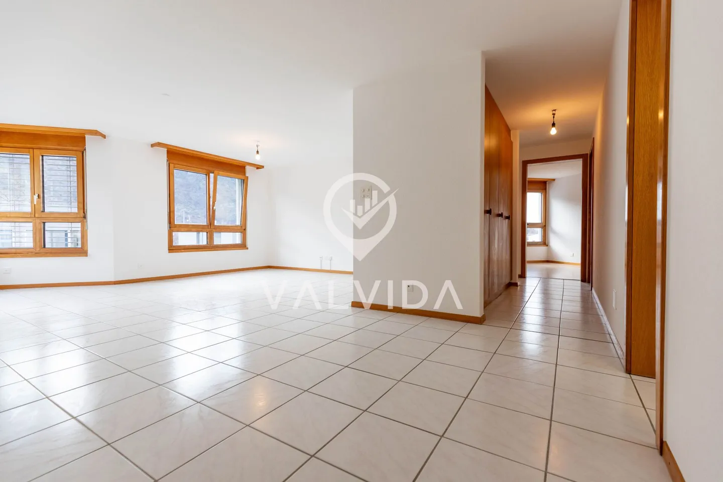 Appartement attrayant de 4,5 pièces à Raron - ensoleillé, calme, central, avec garage - Photo 6 sur 16