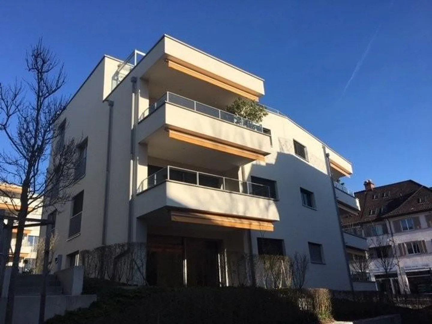 Modern city apartment seeks new tenant - Photo 1 of 9