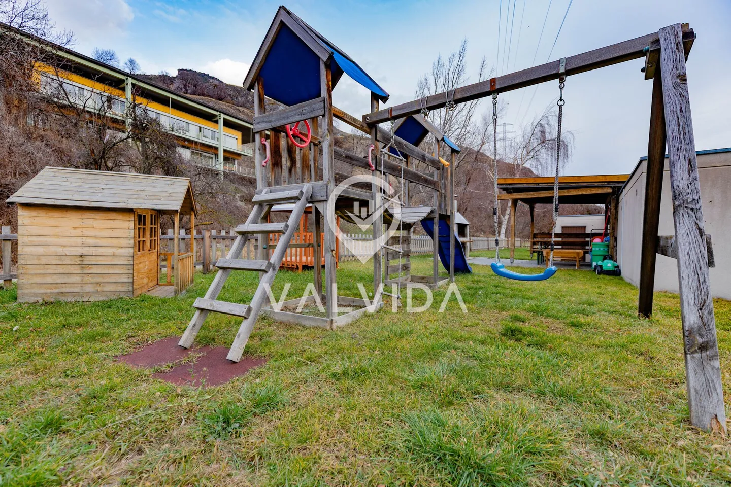 Appartement attrayant de 4,5 pièces à Raron - ensoleillé, calme, central, avec garage - Photo 15 sur 16