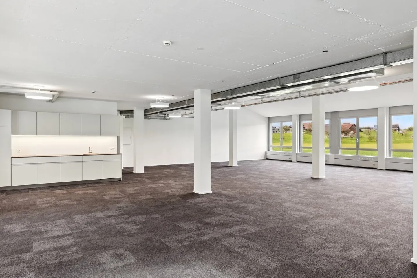 Espace de bureau dans l'Atrium Cham - Photo 2 sur 8