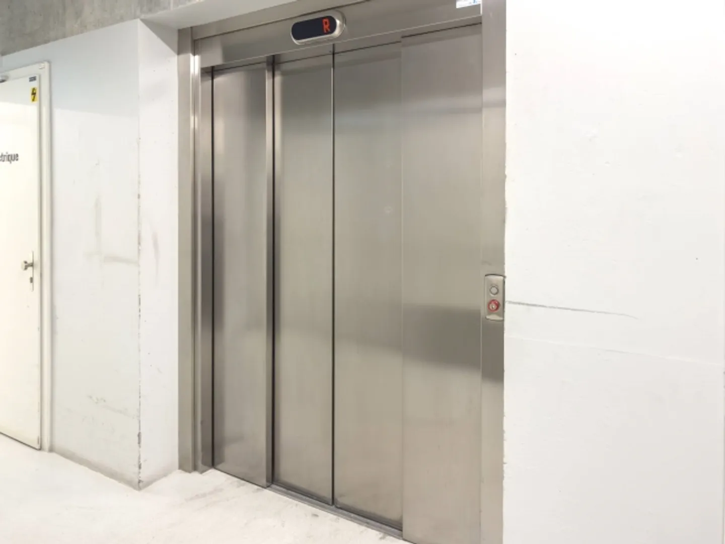 Belles surfaces commerciales et de bureaux à louer à Plan-les-Ouates - Photo 6 sur 9