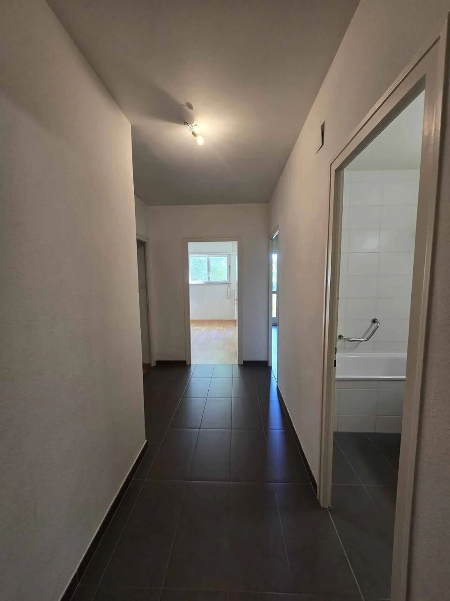 Appartamento in affitto - Foto 2 di 6