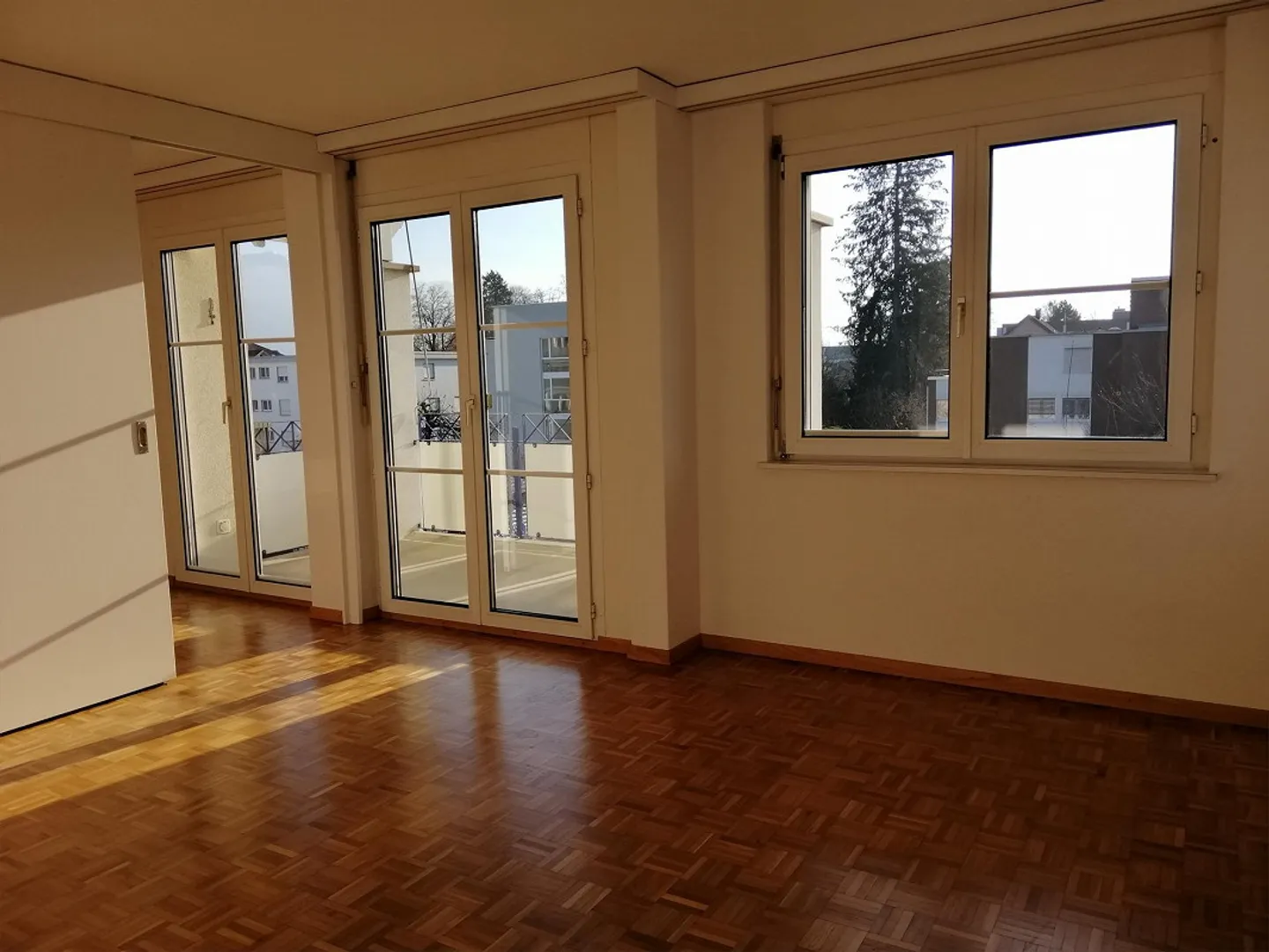 Appartement lumineux de 4,5 pièces - Photo 7 sur 12