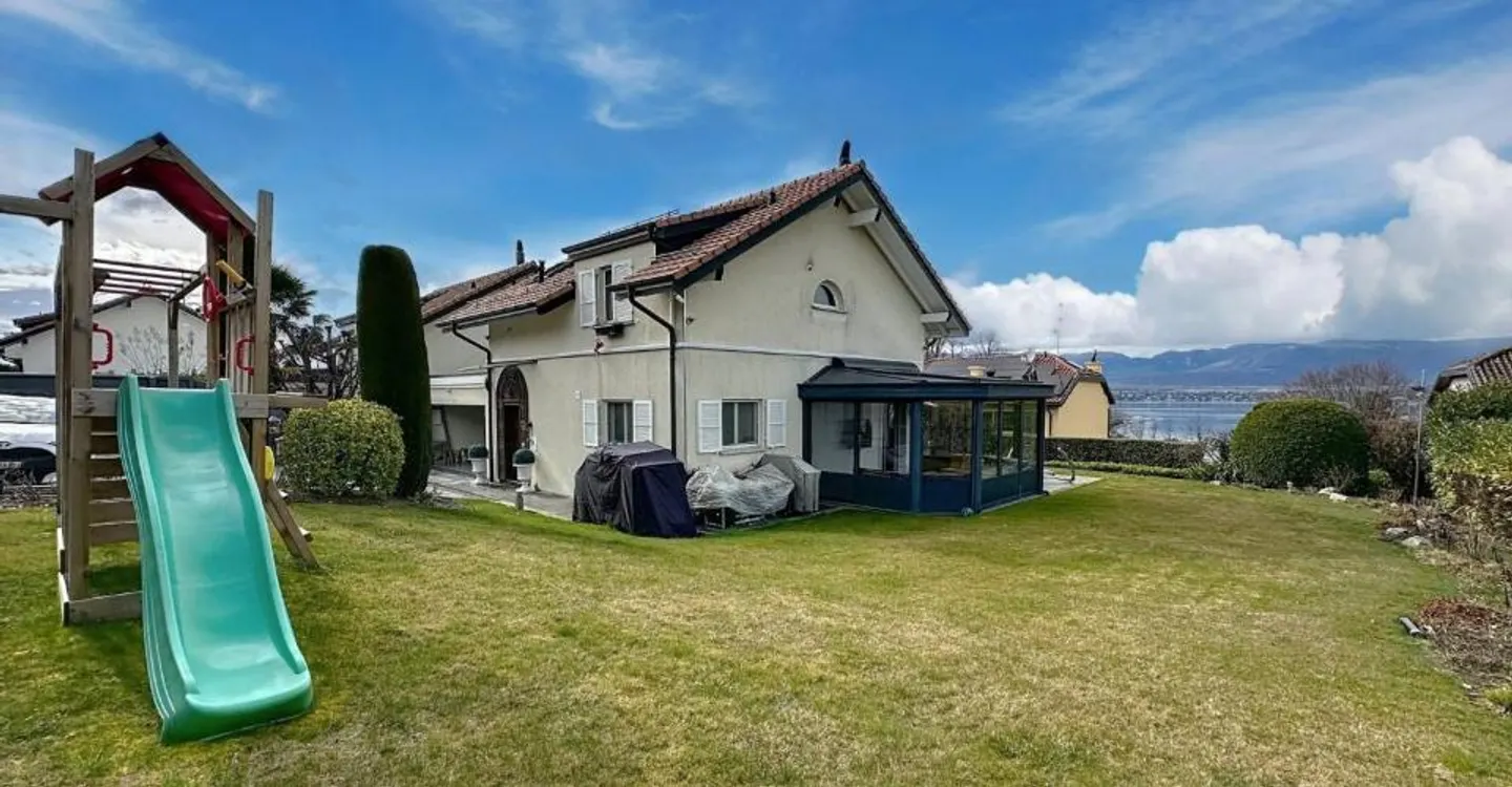 6-Zimmer-Haus - Foto 2 von 10