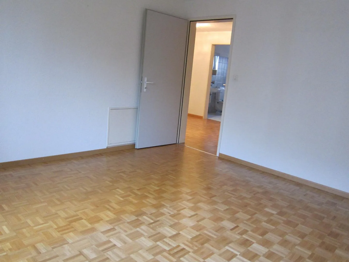 Appartement lumineux de 4,5 pièces - Photo 5 sur 12