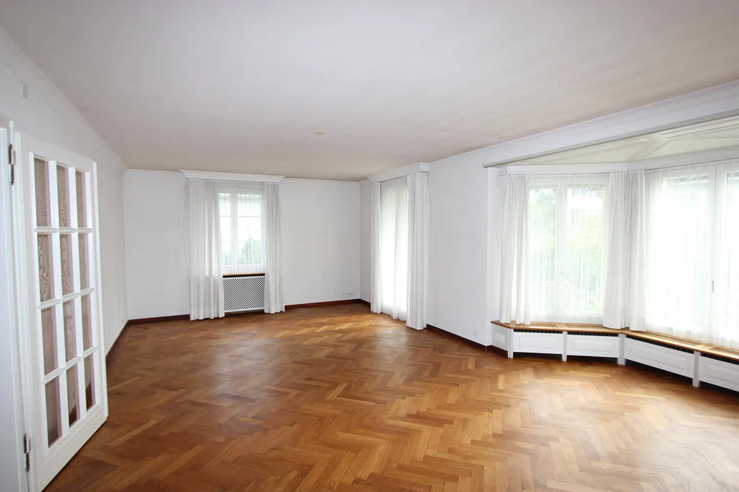 Stylish jewel with garden in the Elfenau district - Photo 5 of 12