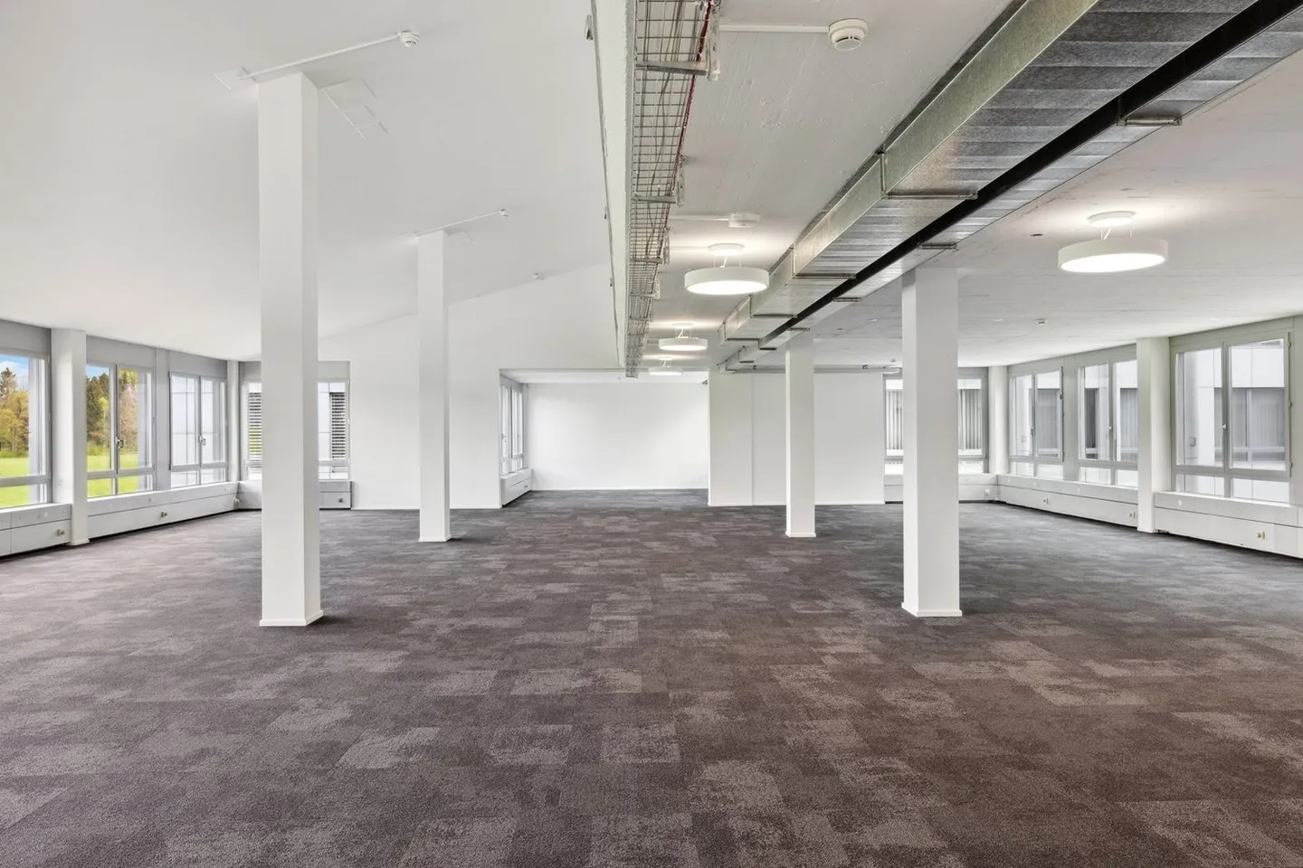 Espace de bureau dans l'Atrium Cham - Photo 5 sur 8