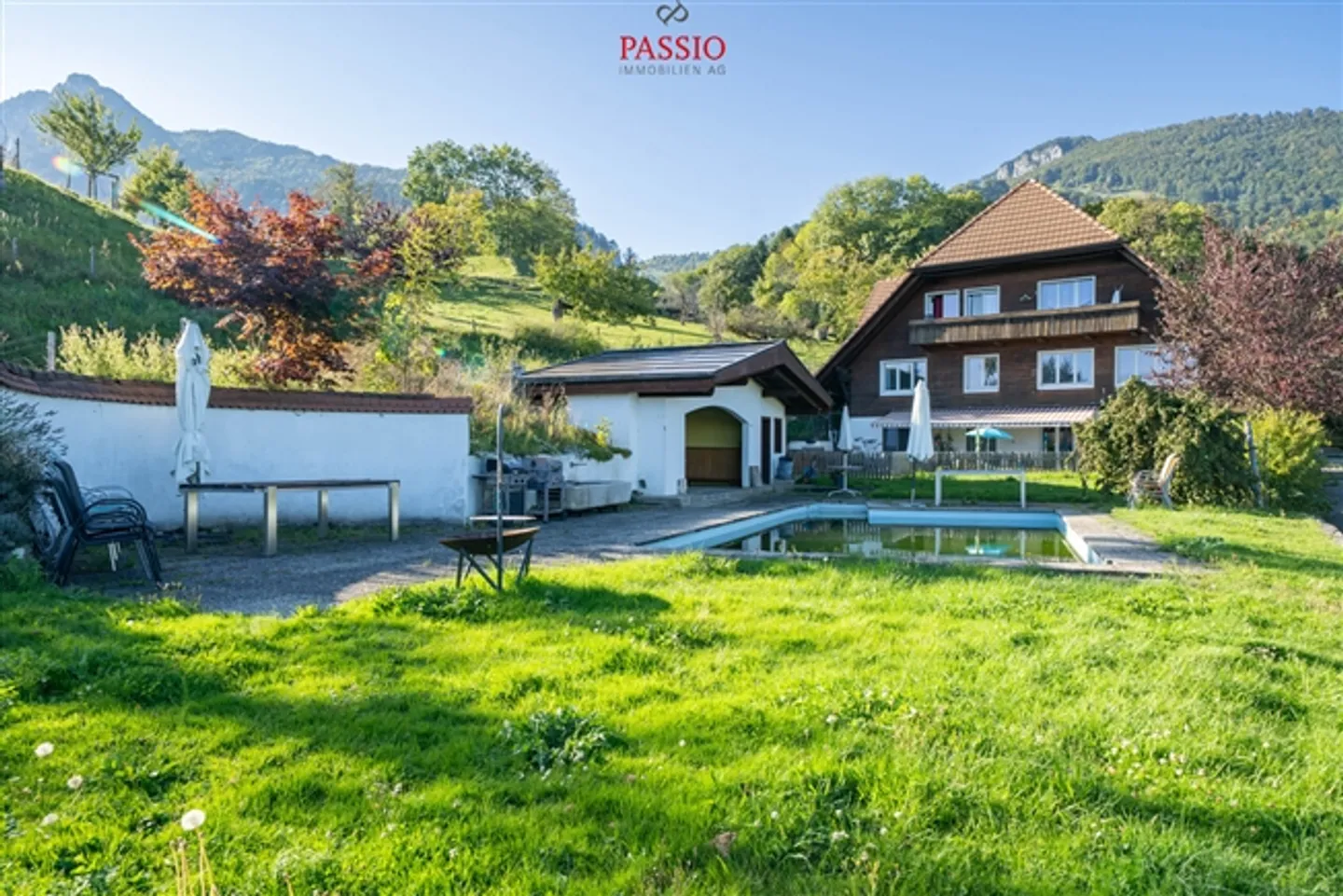 Paradise for Horse Lovers 9-Rooms, Pool and Flexible Use - Photo 3 of 20