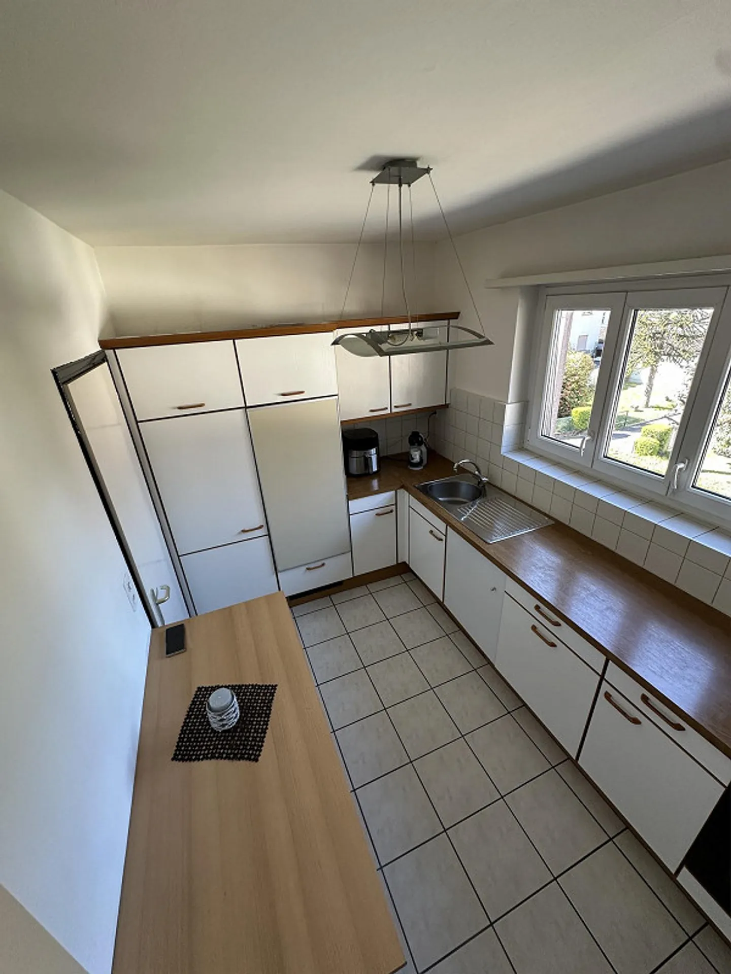 Bel appartement de 3,5 pièces avec parking - Photo 3 sur 10