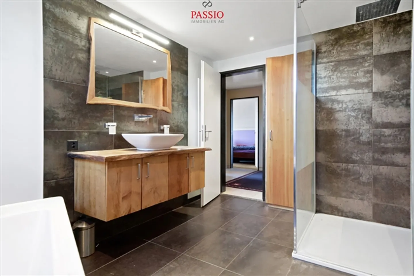 Paradise for Horse Lovers 9-Rooms, Pool and Flexible Use - Photo 9 of 20