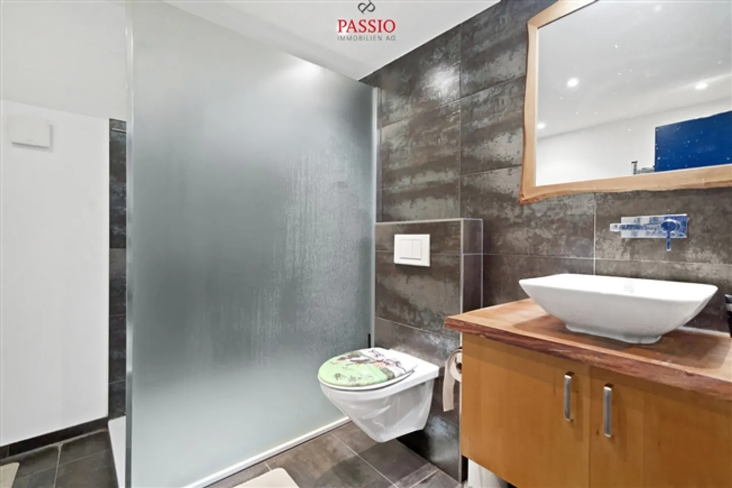 Paradise for Horse Lovers 9-Rooms, Pool and Flexible Use - Photo 10 of 20