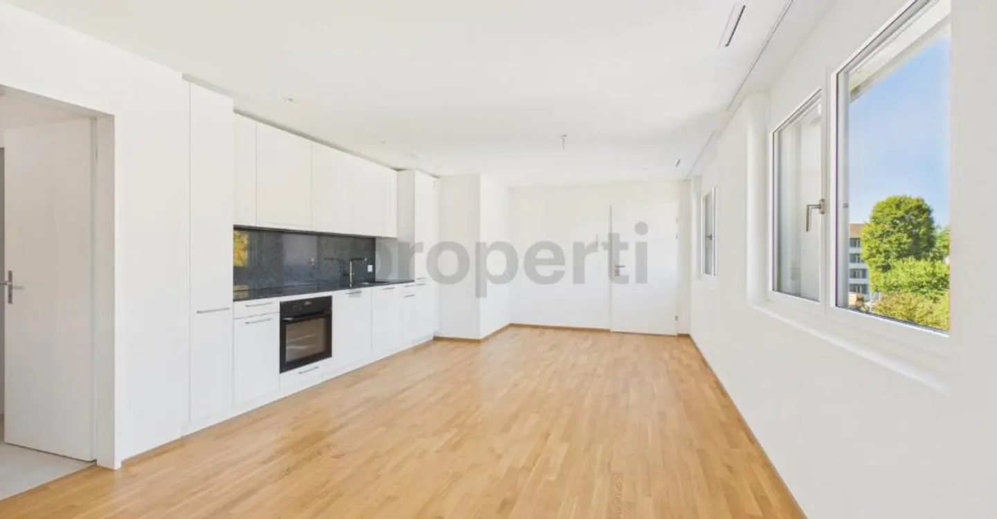 Helles Apartment mit Balkon - Foto 2 von 6