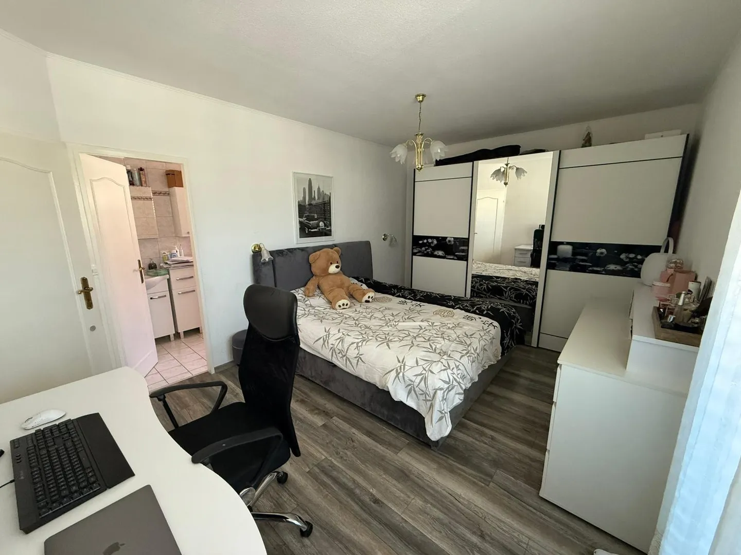 Dachgeschosswohnung mit Balkon - Foto 4 von 17