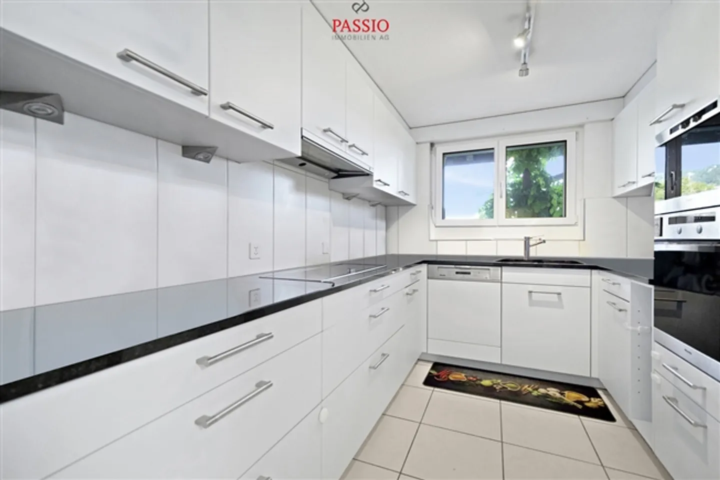 Paradise for Horse Lovers 9-Rooms, Pool and Flexible Use - Photo 12 of 20