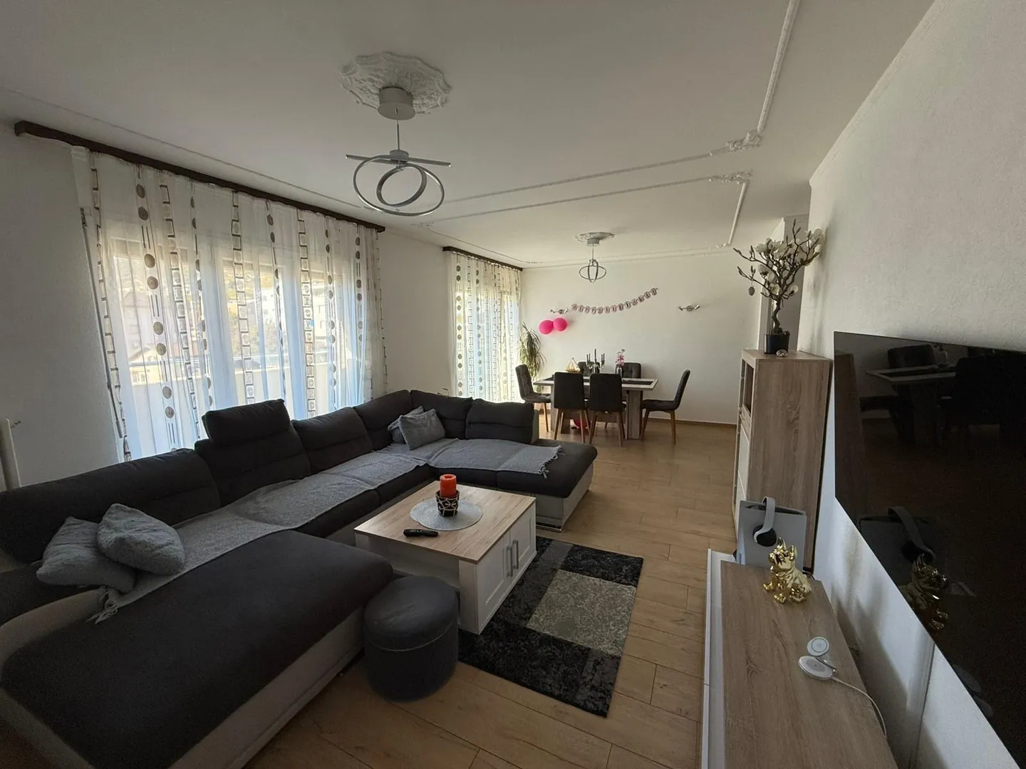 Dachgeschosswohnung mit Balkon - Foto 1 von 17