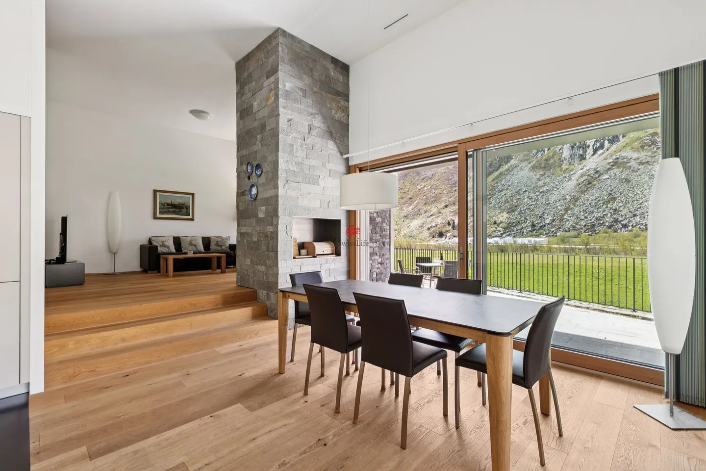 Alpine Exzellenz – Exklusive Residenz im Resort "Andermatt Swiss Alps" - Photo 1 of 17