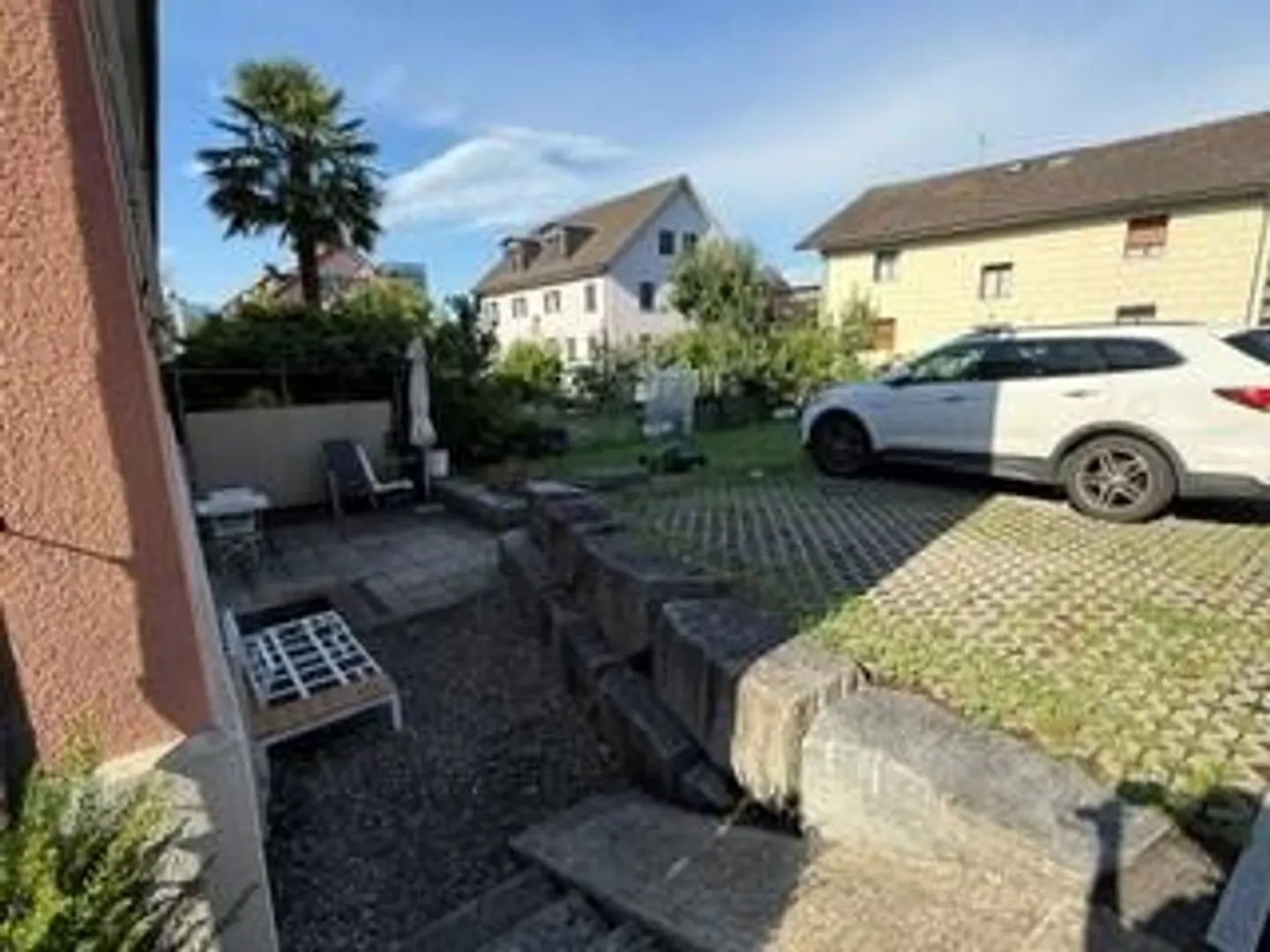 Place de parking non couverte - Photo 1 sur 1