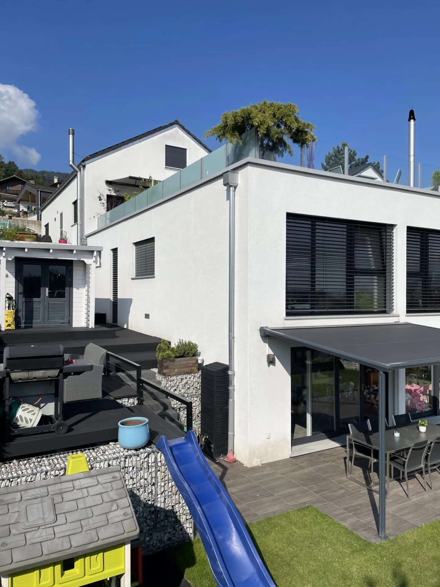 Vue, Jardin et Confort : Maison Familiale à Le Pâquier - Photo 1 sur 9