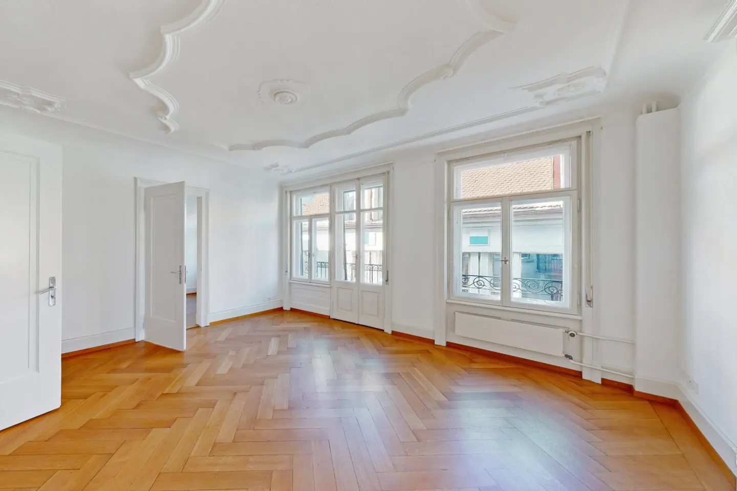 5-room apartment - Photo 3 of 10