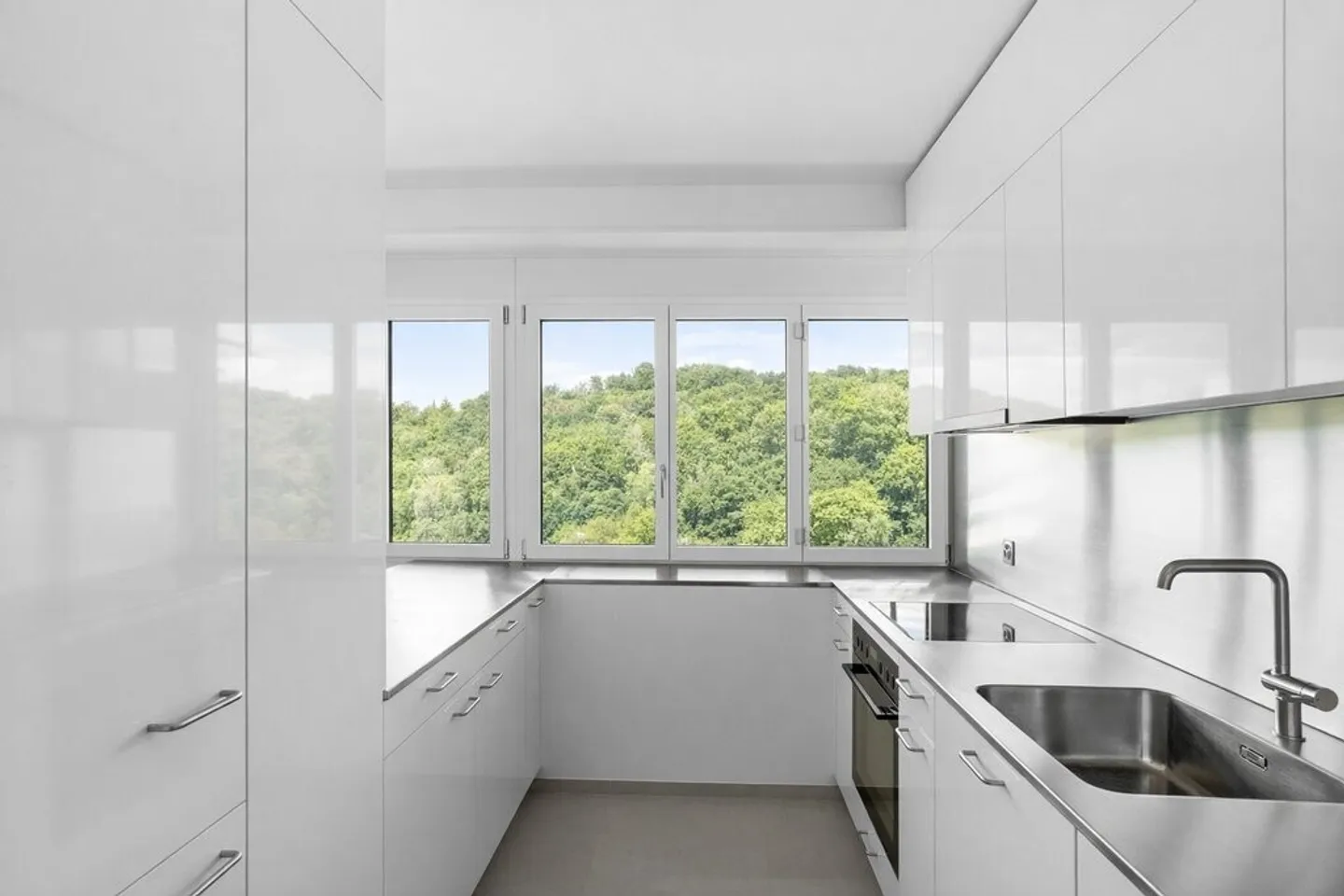 Charming Apartment Near CHUV - Photo 1 of 5