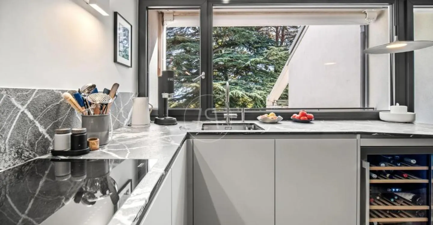 Superbe appartement de 5.5 pièces entièrement rénové au calme, Prangins - Foto 3 von 13