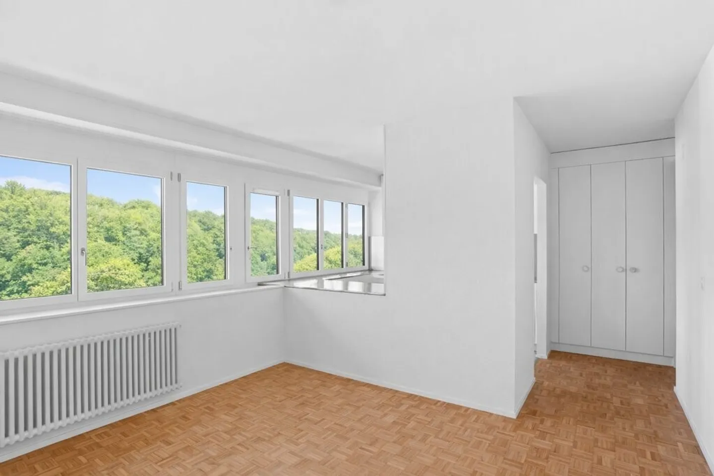 Charming Apartment Near CHUV - Photo 2 of 5