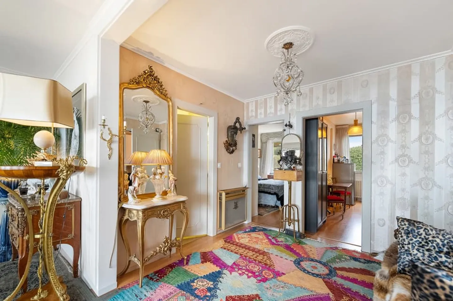 In esclusiva stupendo appartamento di 2,5 locali con vista panoramica sul lago - Foto 3 di 13