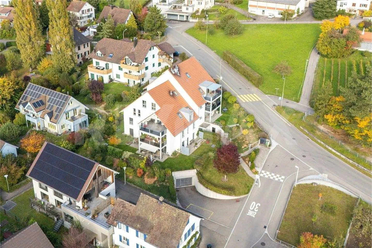 Appartamento duplex 5.5 soleggiato e quasi nuovo con vista mozzafiato sulle Alpi - Foto 13 di 13