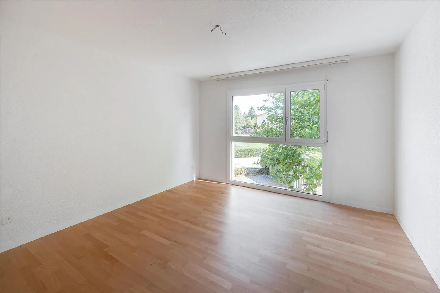 Spacious 4.5 room apartment for rent - Photo 5 of 6