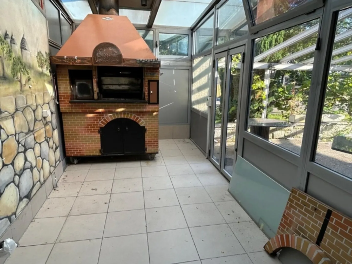 Immeuble mixte à louer - Photo 8 sur 9