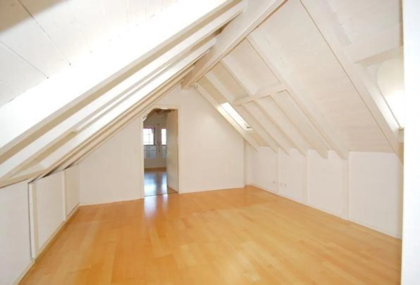 Elegante appartamento duplex di 4,5 locali - Foto 13 di 15