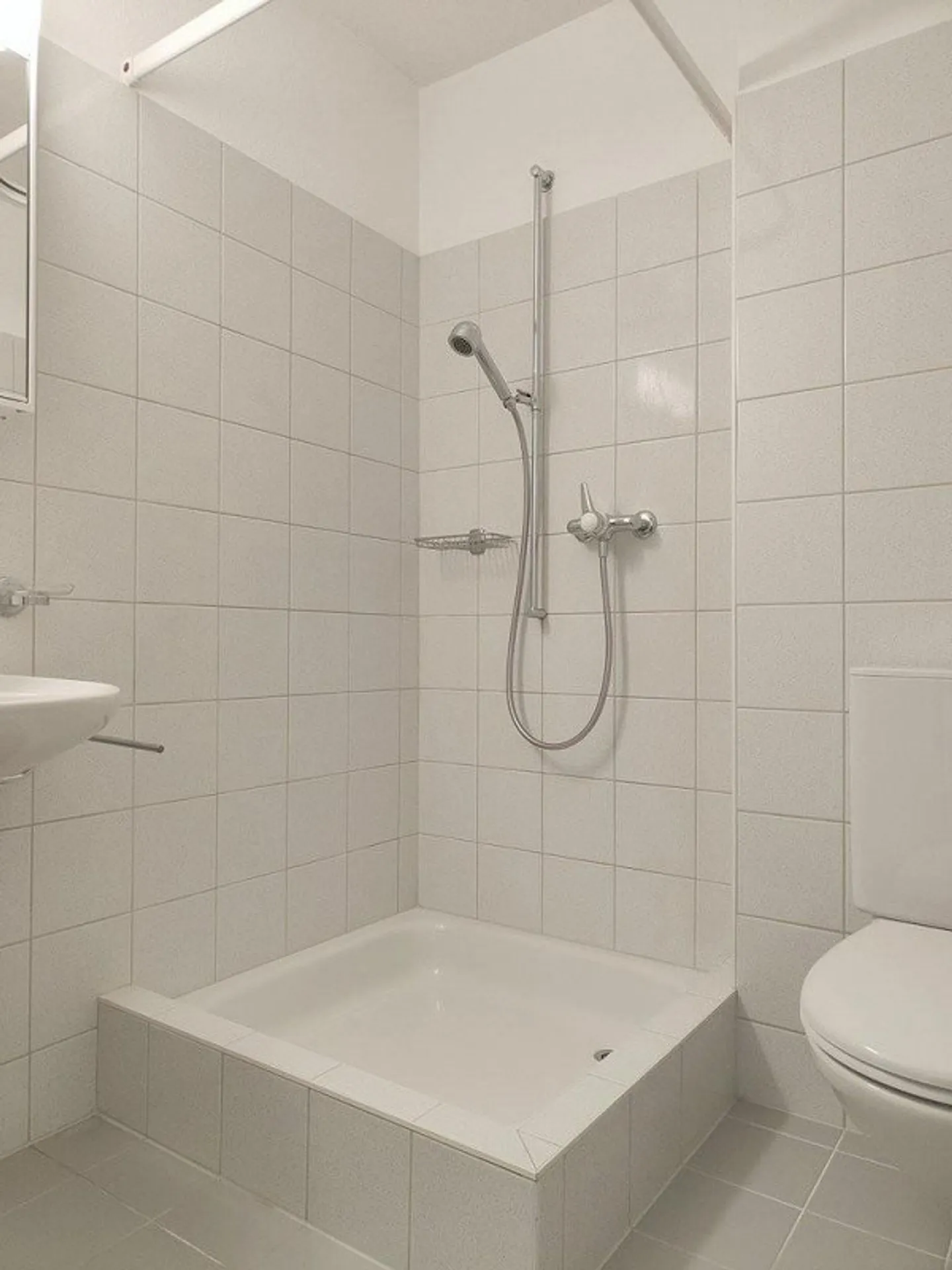 Quiet location yet central! - Photo 5 of 9