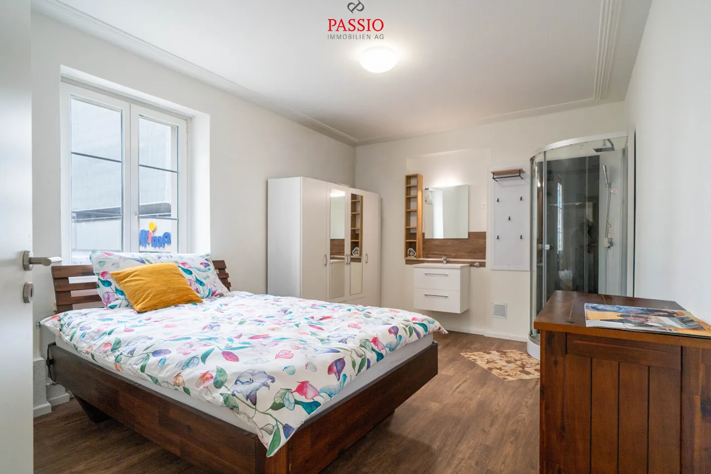 Central 7-Room Townhouse with Restaurant in the Heart of Olten - Photo 23 of 34