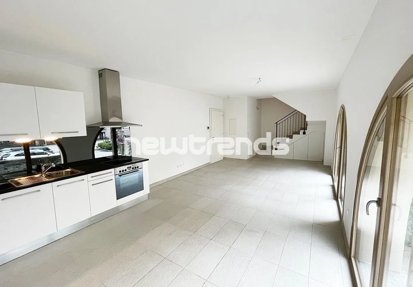 Mendrisio – Modernes und geräumiges Duplex von 120 m² in einem Wohnkontext... - Foto 2 von 12