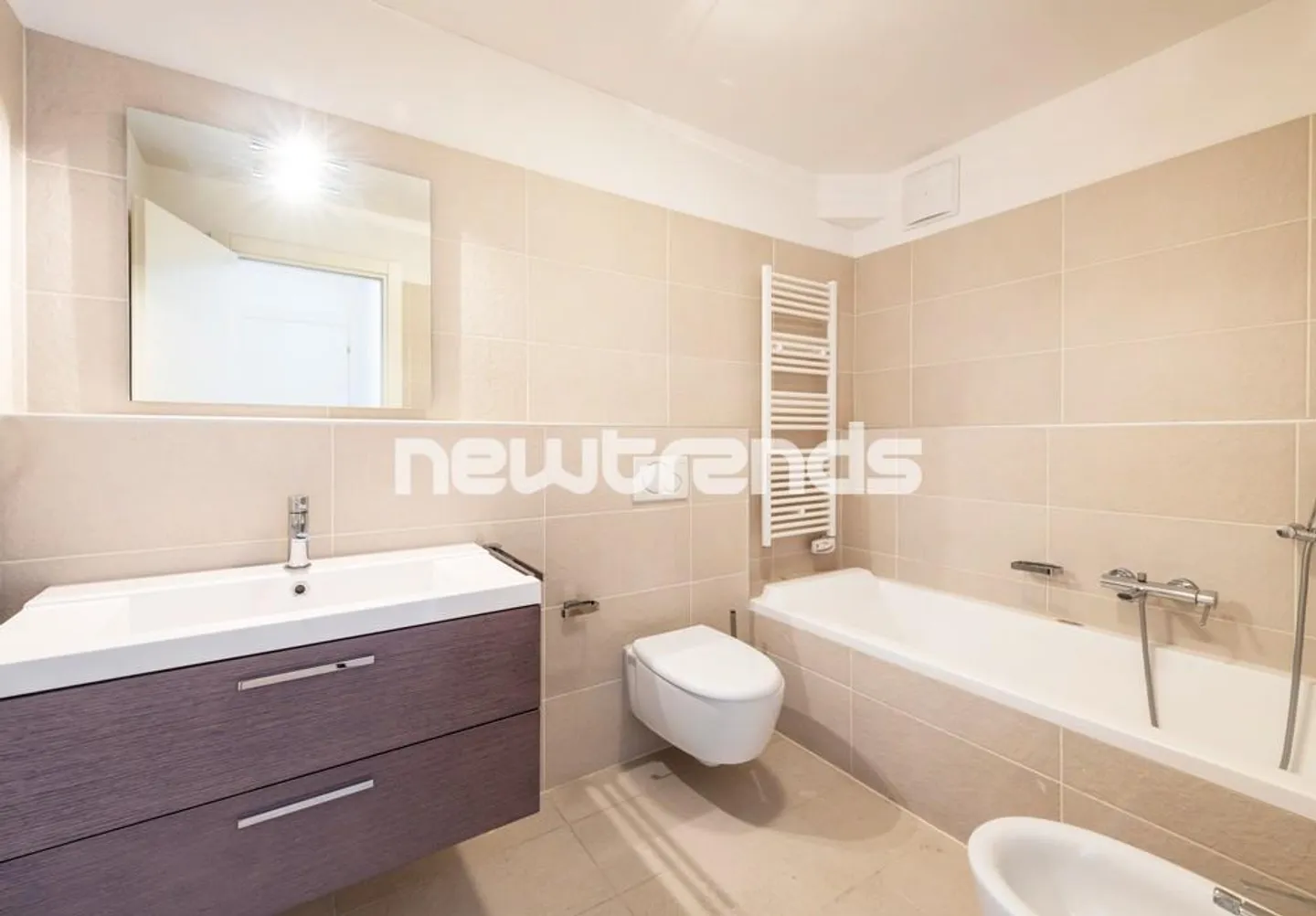 Mendrisio – Modernes und geräumiges Duplex von 120 m² in einem Wohnkontext... - Foto 7 von 12