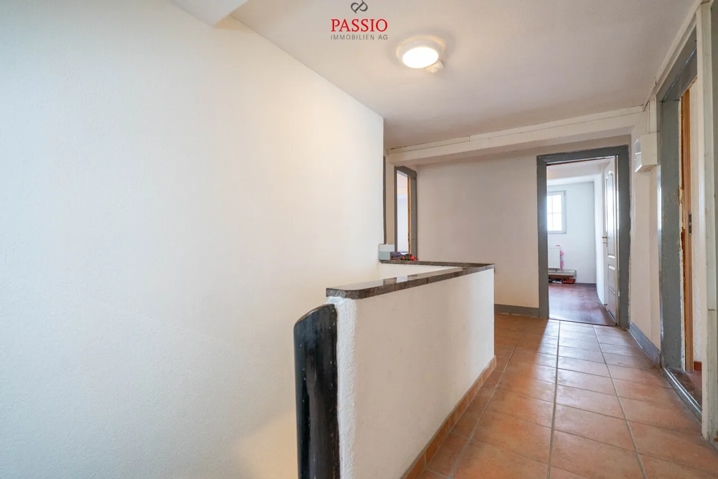 Central 7-Room Townhouse with Restaurant in the Heart of Olten - Photo 24 of 34