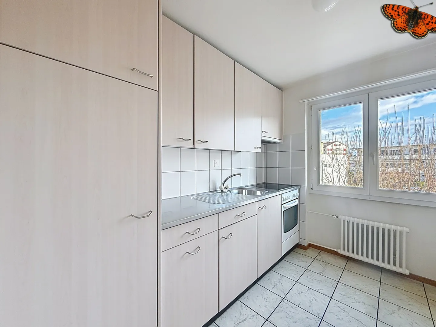 3 ROOM APARTMENT - With a balcony! - Photo 3 of 8