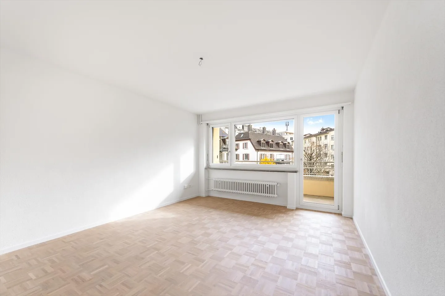 Apartment for rent - Photo 3 of 13