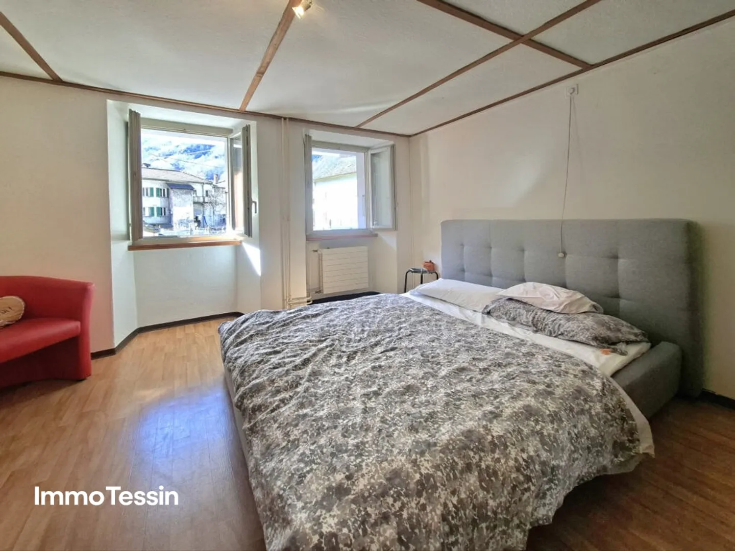 Charmantes Haus mit Garten - Foto 11 von 13