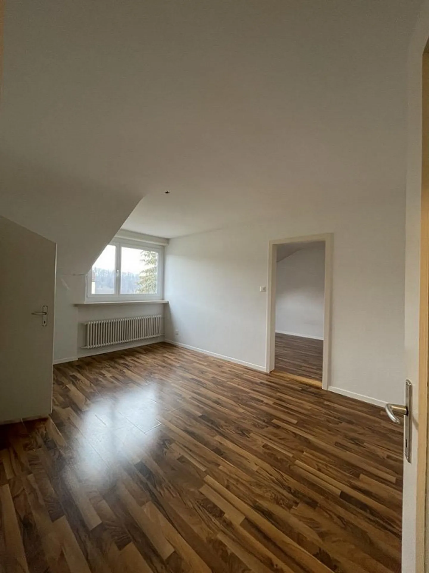 Charmante appartement 2 pièces à louer - Photo 3 sur 6