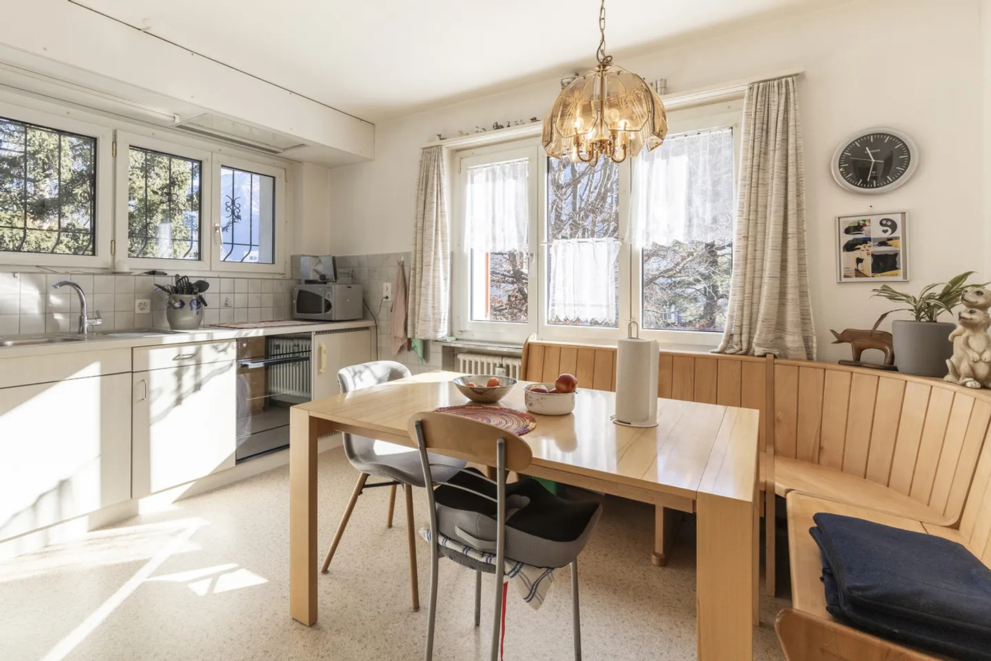 Family-friendly home with many uses - Photo 6 of 12