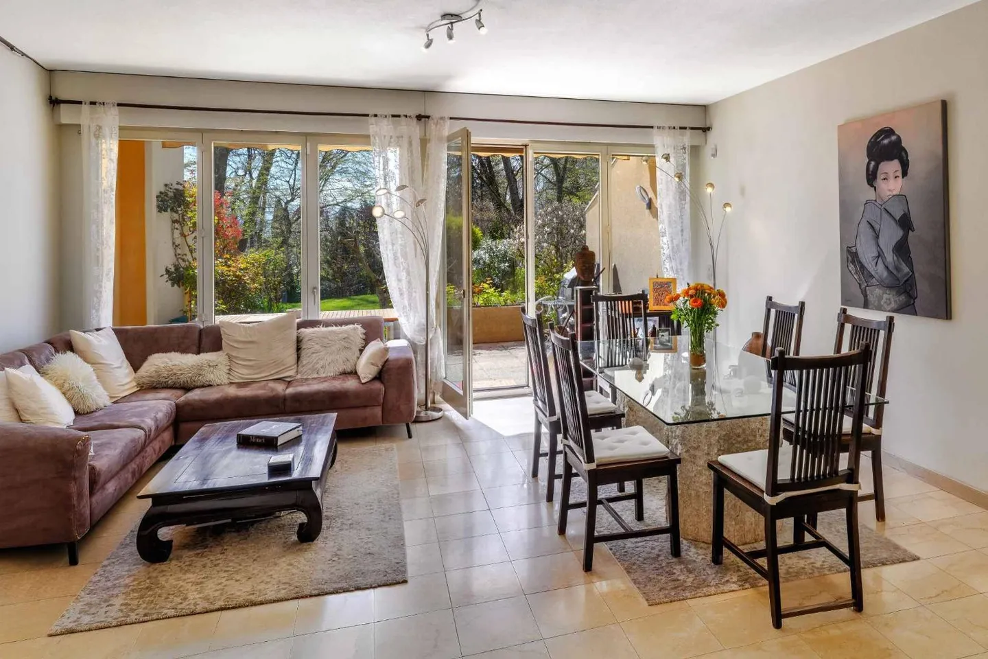 Charming Townhouse in Vandoeuvres - Photo 1 of 12